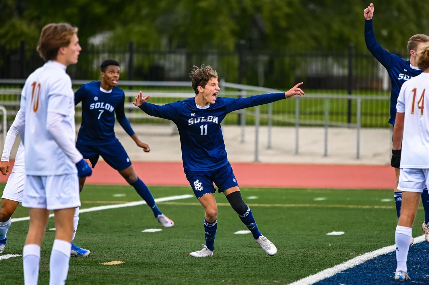 Coach Mick’s Playbook: Understanding the Offside Rule – Clearing Up Confusion